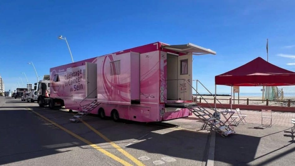 Gard : le camion pour le dépistage du cancer du sein, le Mammobile, présent deux jours à Nîmes