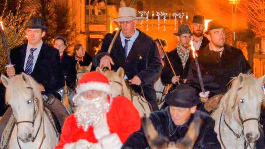 Gard : Aigues-Mortes fête Noël en Camargue