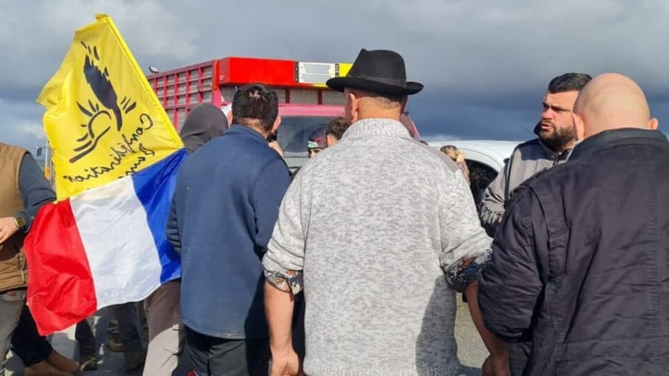 Mouvement agricole : opération de blocage en cours au port de Sète