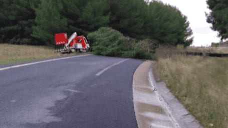 Autoroute A9 : un arbre tombe sur la route à la sortie de Montpellier, la circulation coupée