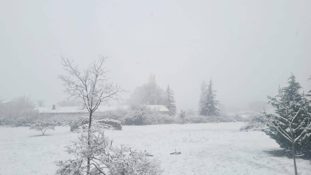 Météo : la neige s’invite jusqu’à basse altitude ce samedi