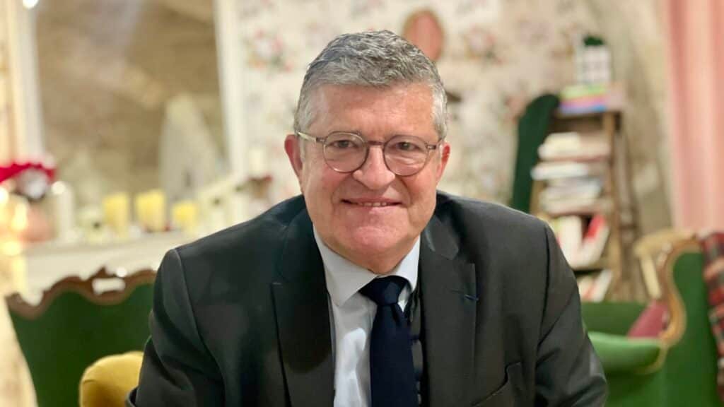 Nîmes : « Expérience et réseaux », Franck Proust avance vers les municipales