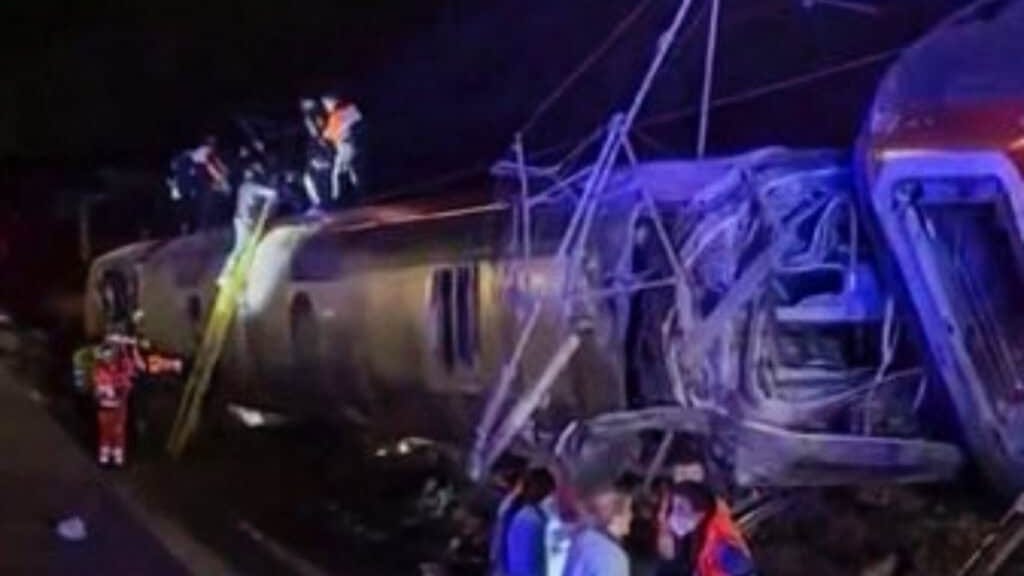 Collision entre deux trains en Espagne, 39 morts
