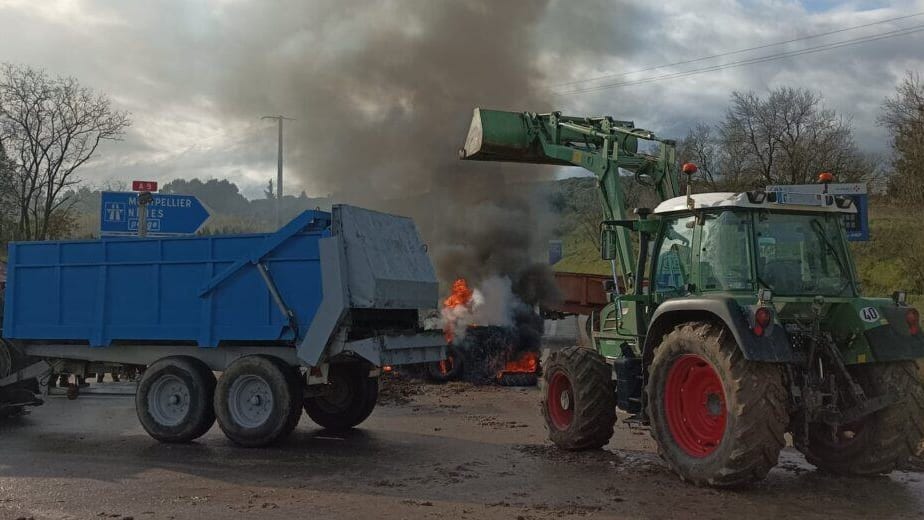 Garons : les agriculteurs bloquent un rond-point ce lundi