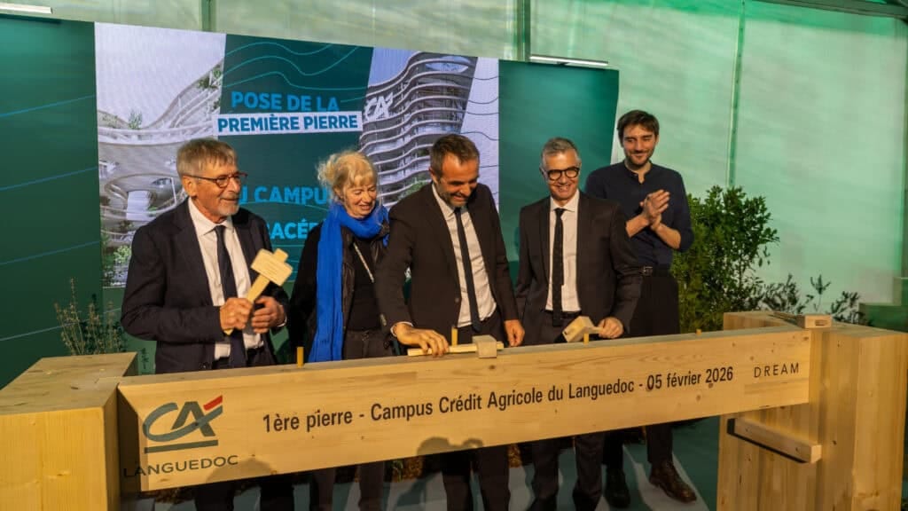 Montpellier : le Crédit Agricole du Languedoc pose la première de son campus au quartier Cambacérès