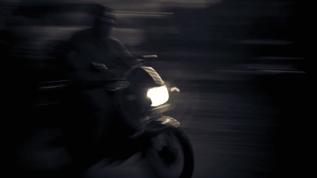 Hérault : rodéo nocturne à moto, un mineur interpellé après une fuite