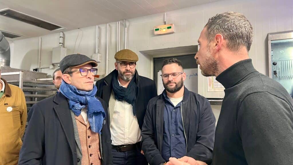 Gard : « Nîmes est passée à côté de son histoire », Benoît Hamon parle ESS au côté de Vincent Bouget