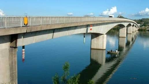 Gard : un homme saute d’un pont, il est secouru par les sapeurs-pompiers