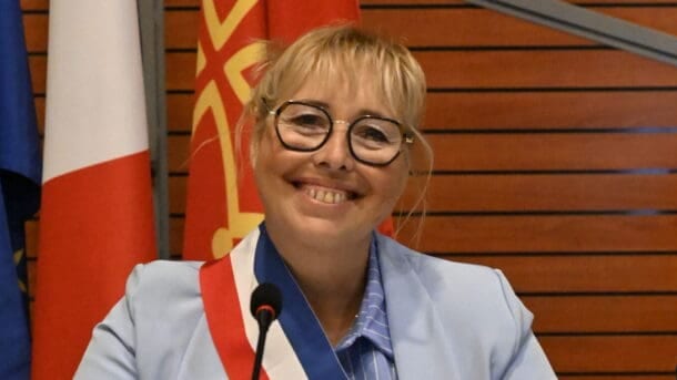 Lunel : Paulette Gougeon enfile l’écharpe de maire