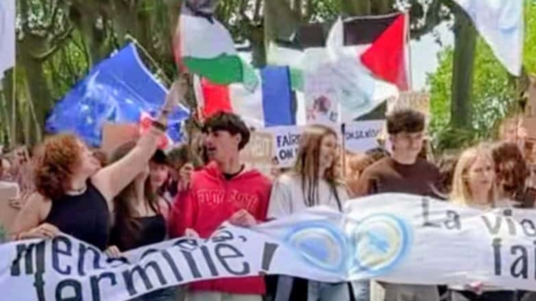 Carcassonne : la jeunesse dans la rue contre l’extrême droite