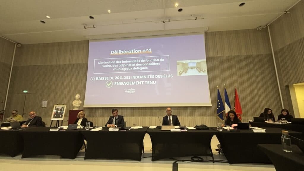 Castelnau-le-Lez : taxe foncière en baisse, fin de la Maison du Numérique, les premières promesses de Julien Miro adoptées