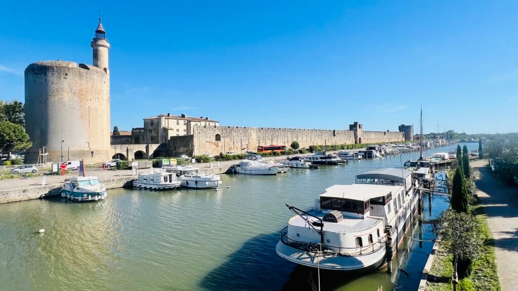 Linda Mansouri. Aigues-Mortes