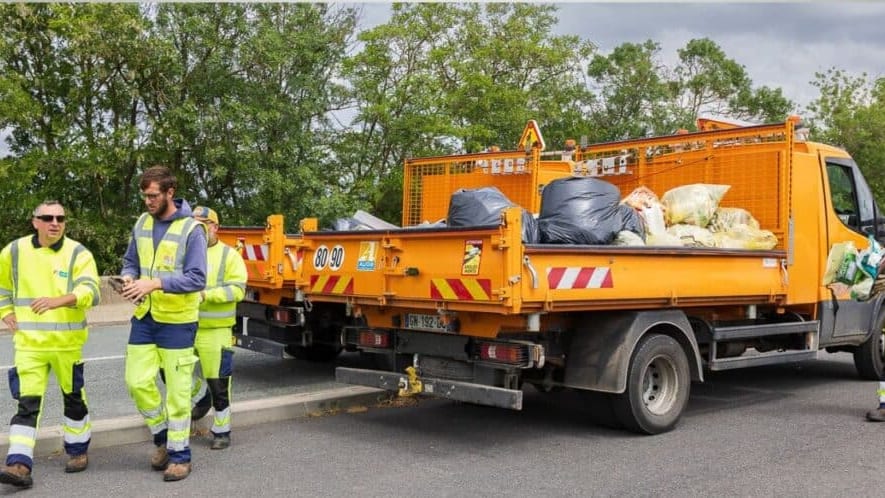 Aude : deux tonnes de déchets ramassées aux abords des routes départementales