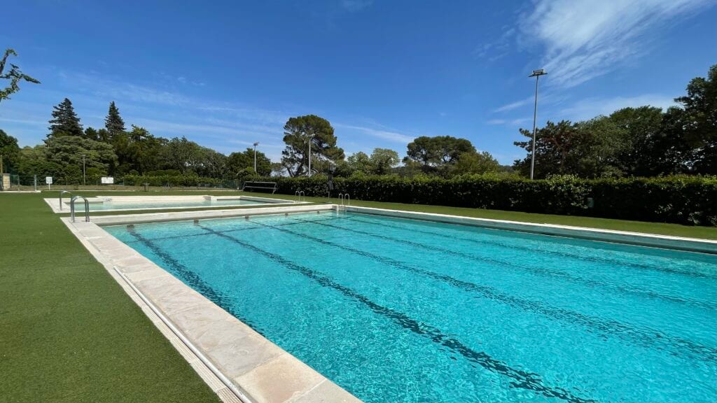 Gard : la piscine ouverte d'Uzès ouvre bientôt