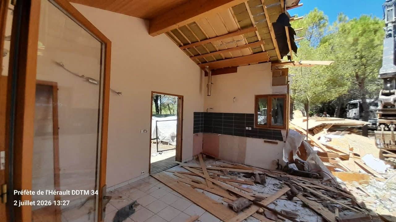 Préfète de l'Hérault - Deux constructions illégales détruites à Montagnac