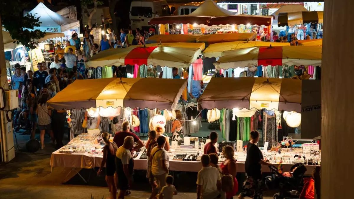 Ville de Marseillan, marché nocturne