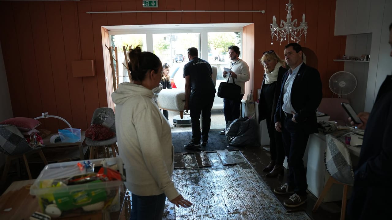 Ville de Lunel - Paulette Gougeon à la rencontre des commerçants sinistrés