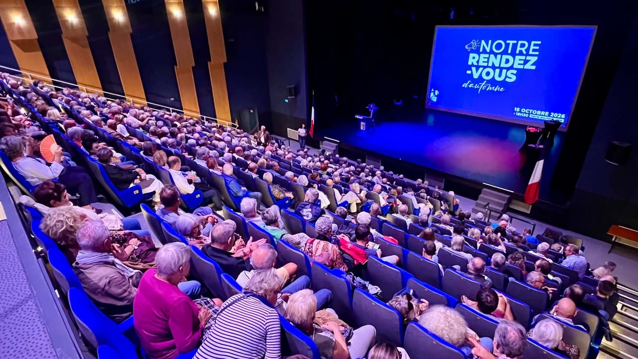 Réunion publique avec le maire du Grau du Roi, jeudi 15 octobre 2026. Photo : Linda Mansouri